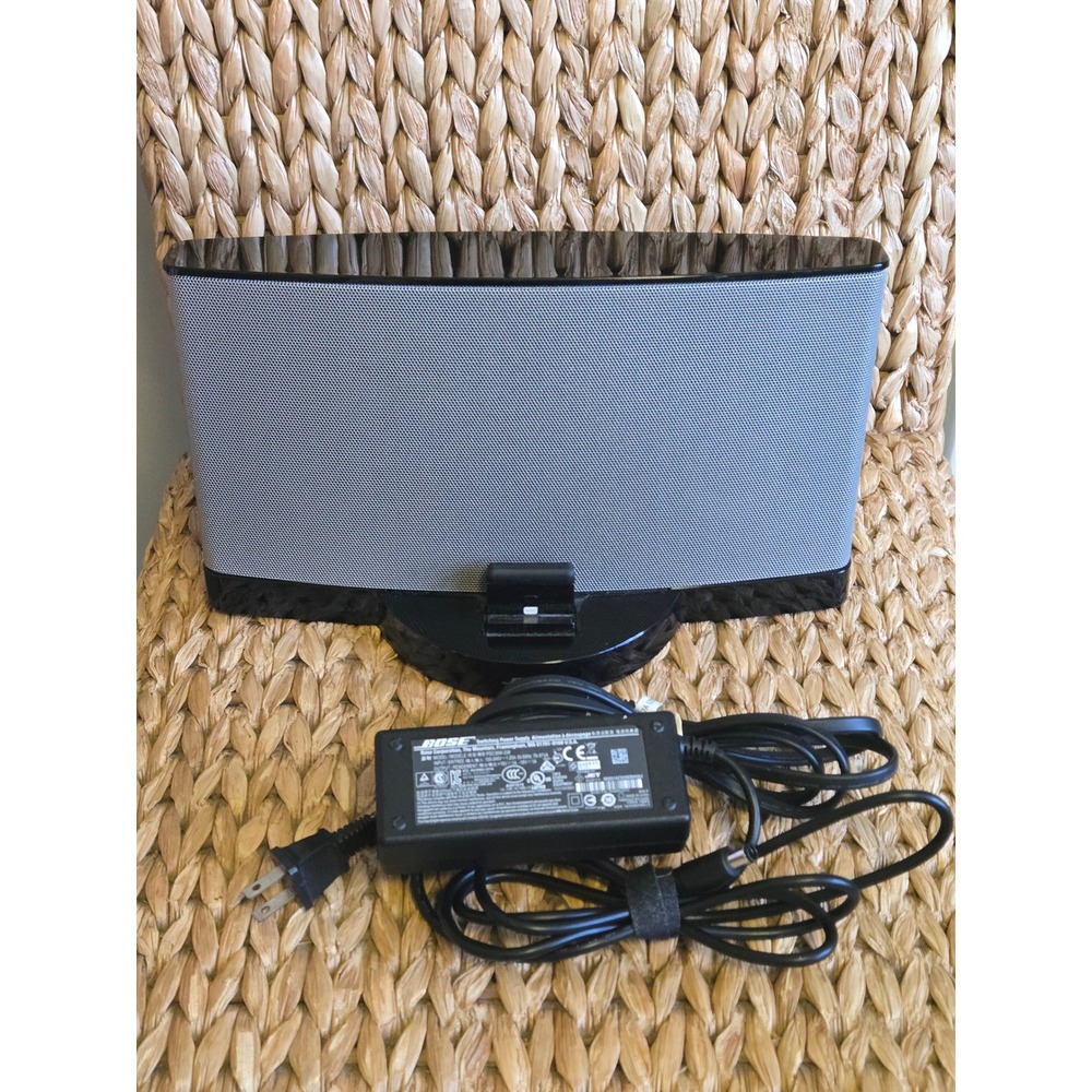 Bose SoundDock Series III Digital Music System Speaker Lightning Connector Black
